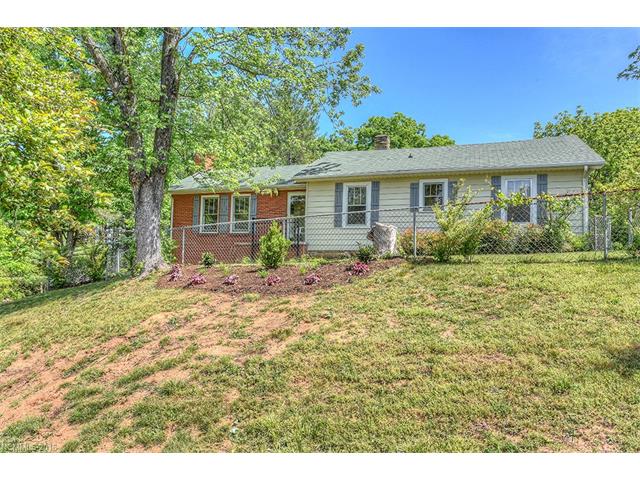 75 Spring St, Canton, NC 28716 photo 1