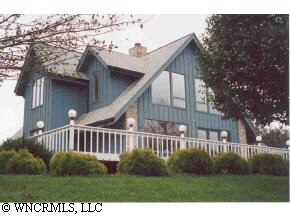 451 Bannock Dr, Clyde, NC 28721 photo 1