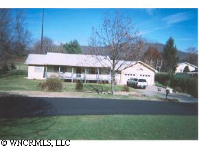 88 Camelot Dr, Clyde, NC 28721 photo 1