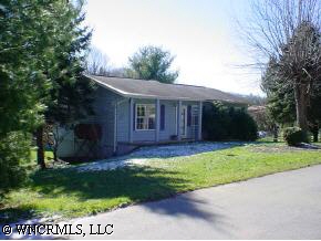64 Mockingbird Ln, Clyde, NC 28721 photo 1
