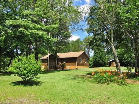 66 Misery Ridge Trl, Mill Spring, NC 28756 photo 1