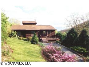 151 David Cir, Clyde, NC 28721 photo 1