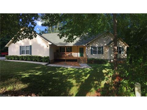 315 E Forest Pl, Candler, NC 28715 photo 1