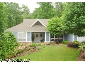 510 Candlewood Ln, Flat Rock, NC 28731 photo 1