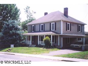 47 Chestnut St, Mars Hill, NC 28754 photo 1