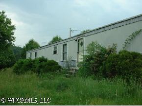 20 Bear Ln, Marshall, NC 28753 photo 1
