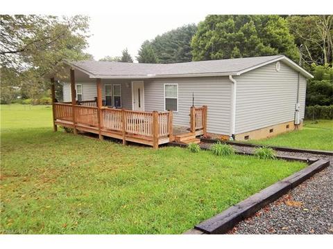 111 Moore Rd, Canton, NC 28716 photo 1