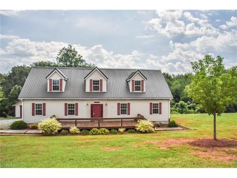 1172 Moore Rd, Tryon, NC 28782 photo 1