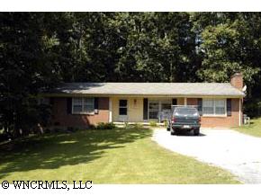 4 Pointview Ct, Arden, NC 28704 photo 1