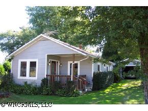 43 Mccall St, Flat Rock, NC 28731 photo 1