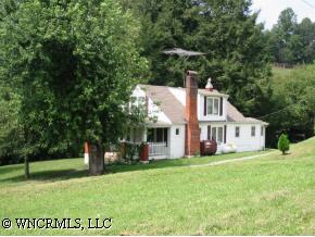 159 Spothorse Ln, Marshall, NC 28753 photo 1