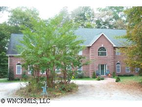 545 E Main St, Brevard, NC 28712 photo 1