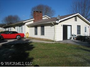 110 Cherry St, Brevard, NC 28712 photo 1