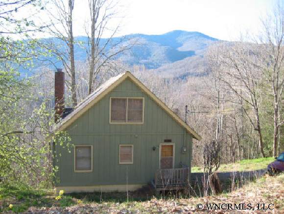 330 Halcyon Dr, Sylva, NC 28779 photo 1