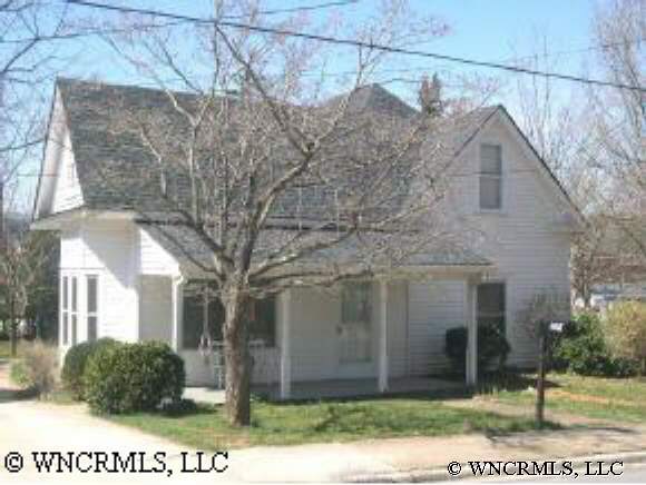 134 Mulberry St, Clyde, NC 28721 photo 1