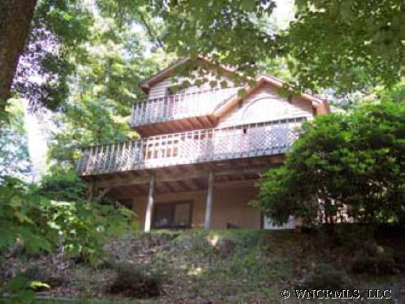 375 Wendy Way, Clyde, NC 28721 photo 1