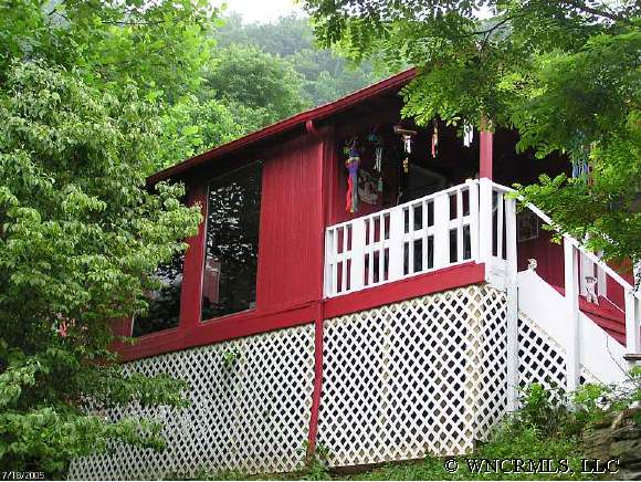 45 Merry Way, Clyde, NC 28721 photo 1