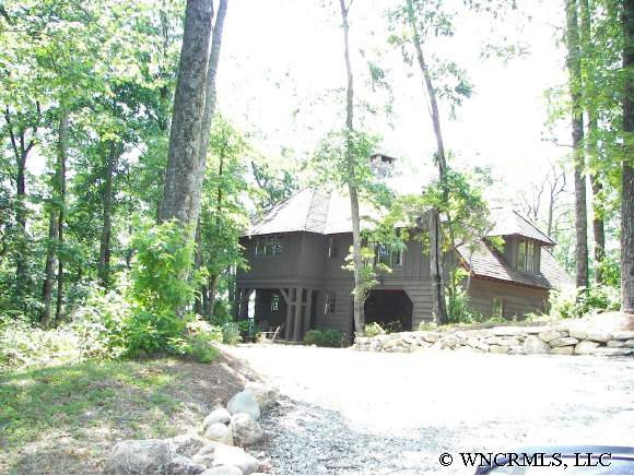 427 Eagle Dr, Sapphire, NC 28774 photo 1