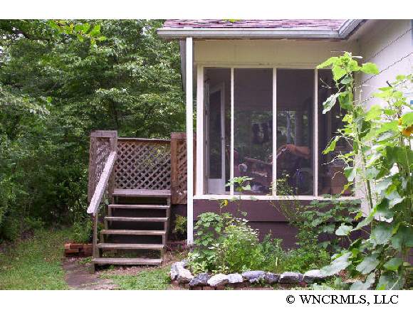 545 Roberts Hill Rd, Marshall, NC 28753 photo 1