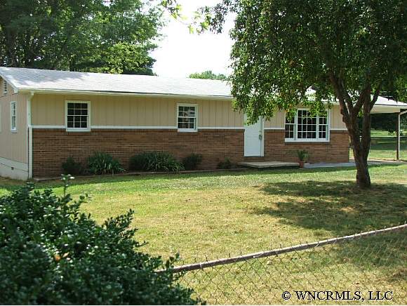 153 Brookside Dr, Canton, NC 28716 photo 1