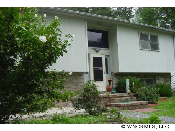 120 Walker Ln, Cedar Mountain, NC 28718 photo 1