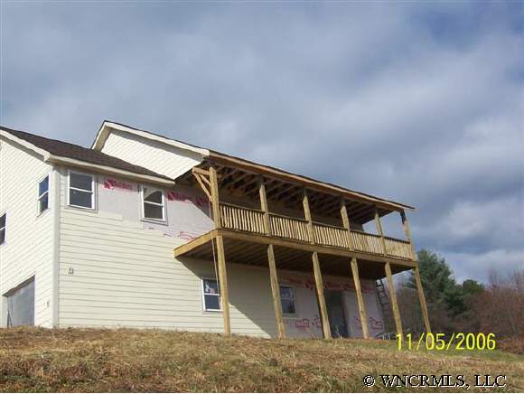 6 Diane Dr, Clyde, NC 28721 photo 1