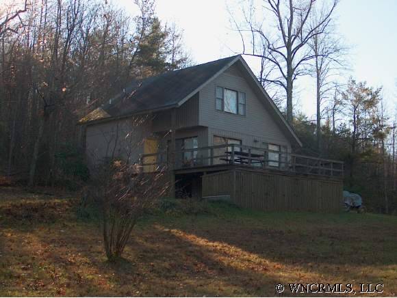 145 Pace Gap Rd, Saluda, NC 28773 photo 1