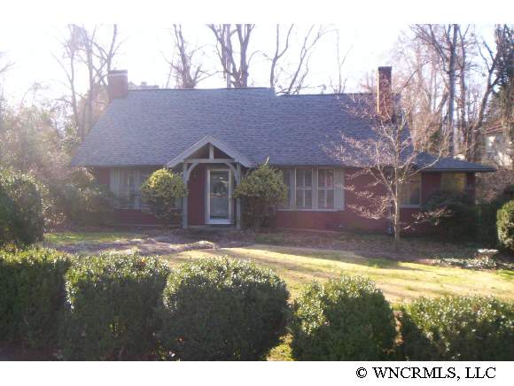 61 Pine Crest Ln, Tryon, NC 28782 photo 1