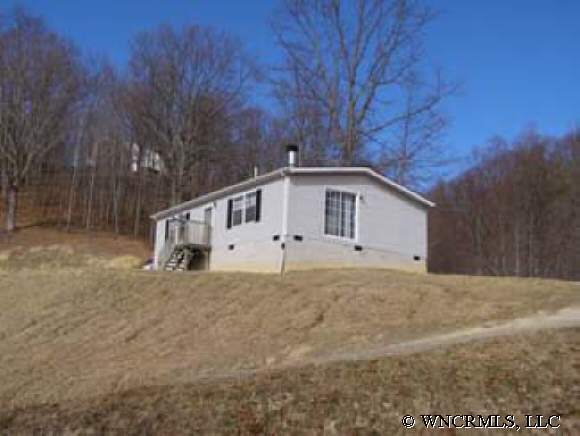 505 Hidden Valley Rd, Clyde, NC 28721 photo 1