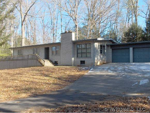 95 Garren Crk, Fairview, NC 28730 photo 1