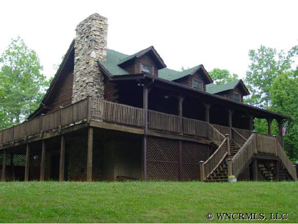 76 Ocean View Dr, Saluda, NC 28773 photo 1