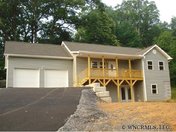 62 Dena Ln, Clyde, NC 28721 photo 1