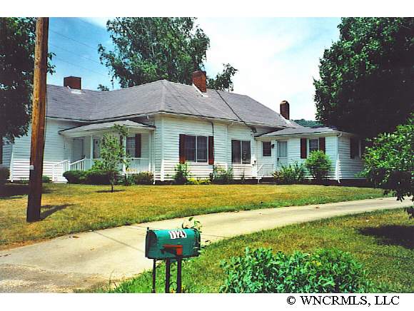 1146 Bailey St, Mars Hill, NC 28754 photo 1