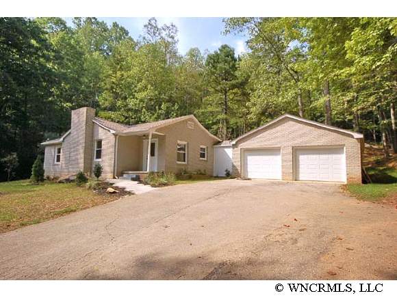 140 Rustic Trl, Arden, NC 28704 photo 1