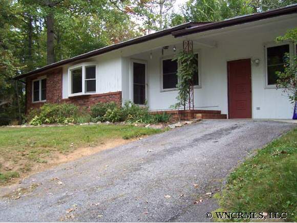 245 Whitaker Rd, Fairview, NC 28730 photo 1