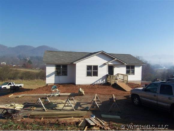 136 Incinerator Rd, Canton, NC 28716 photo 1
