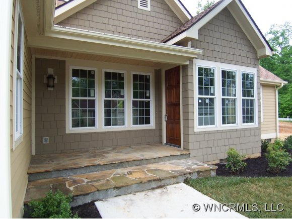 205 Williams Meadow Loop, Hendersonville, NC 28739 photo 1