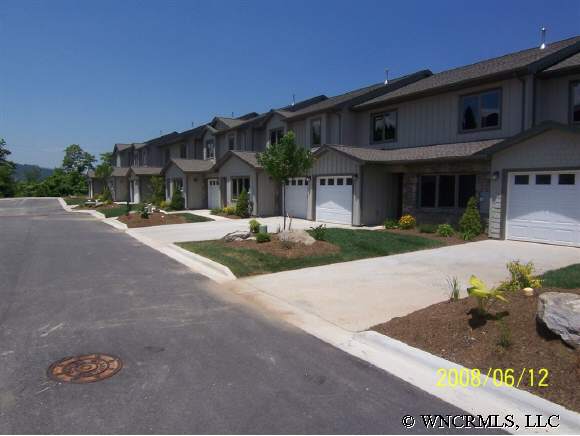 32 Live View Ln, Clyde, NC 28721 photo 1