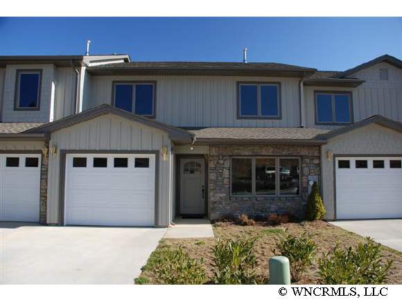 30 Live View Ln, Clyde, NC 28721 photo 1
