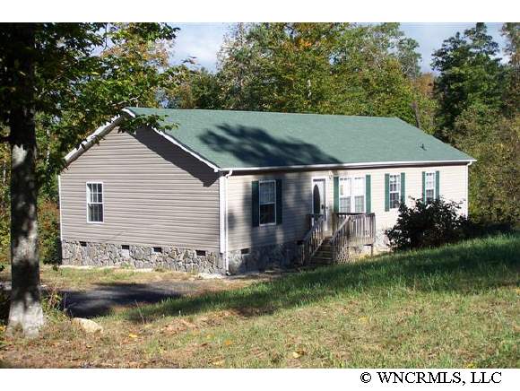 460 Shadowood Dr, Spruce Pine, NC 28777 photo 1
