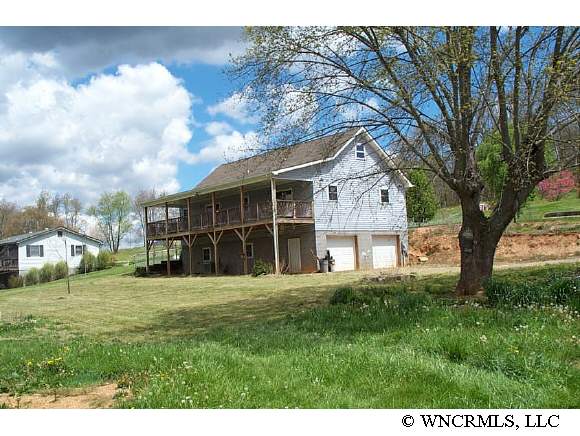 43 Cooper St, Canton, NC 28716 photo 1
