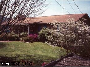 177 Candlelight Cir, Clyde, NC 28721 photo 1