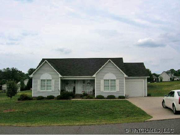 147 E Fork Dr, Ellenboro, NC 28040 photo 1