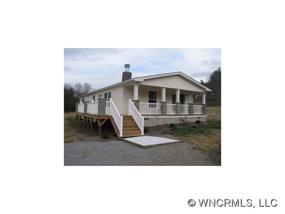 259 Ernest Rogers Rd, Clyde, NC 28721 photo 1