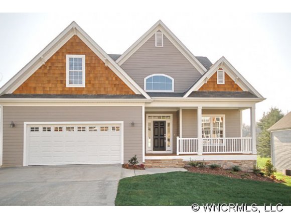 211 Nut Hatch Loop, Arden, NC 28704 photo 1