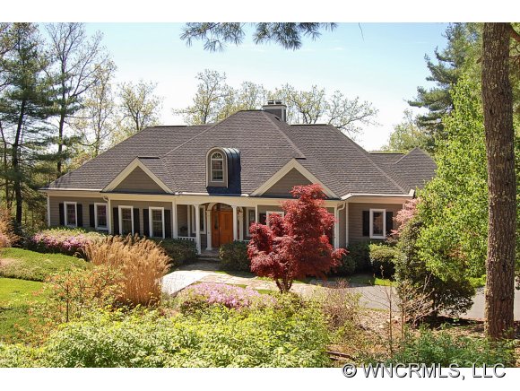 223 Maple Hill Dr, Flat Rock, NC 28731 photo 1