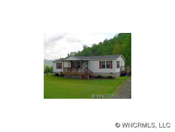25 Copperhead Rd, Clyde, NC 28721 photo 1