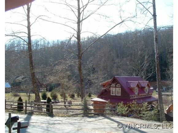 331 Flat Creek Rd, Fairview, NC 28730 photo 1