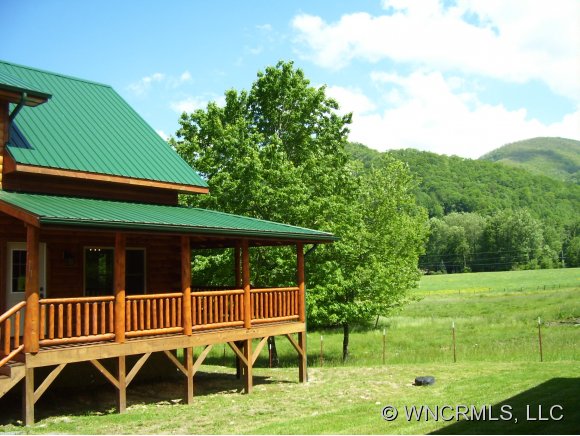 241 Panoramic Loop, Maggie Valley, NC 28751 photo 1