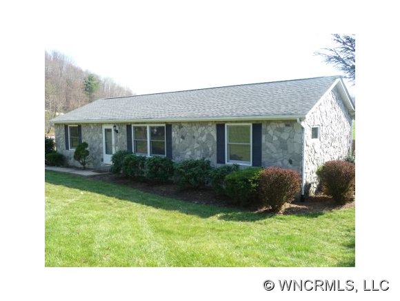 1619 Bruce Rd, Mars Hill, NC 28754 photo 1